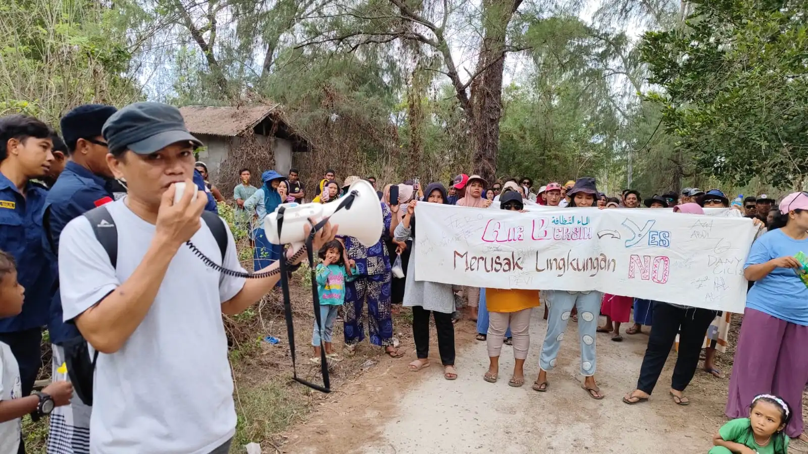 Pemda Disarankan Stop Pakai PT TCN Untuk Air Bersih Di Gili Tramena