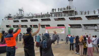 Gubernur Lepas Personel TNI yang Bantu Tangani Gempa NTB