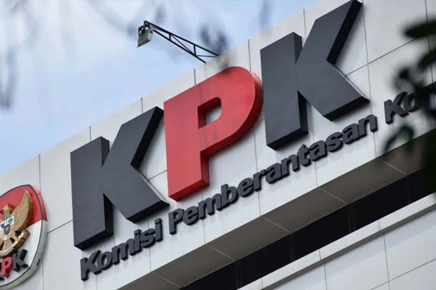 Gedung KPK Kasus Pembangunan Puskesmas Ropang Sumbawa