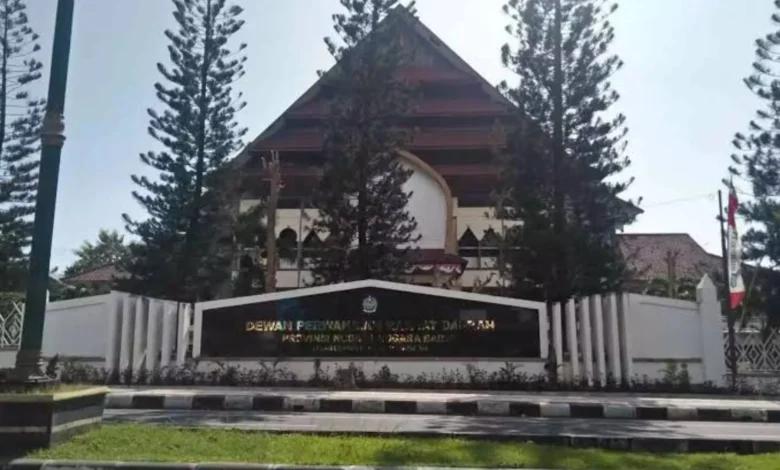 Kantor DPRD NTB di Jalan Udayana Surat Kaleng Dugaan Korupsi DPRD NTB
