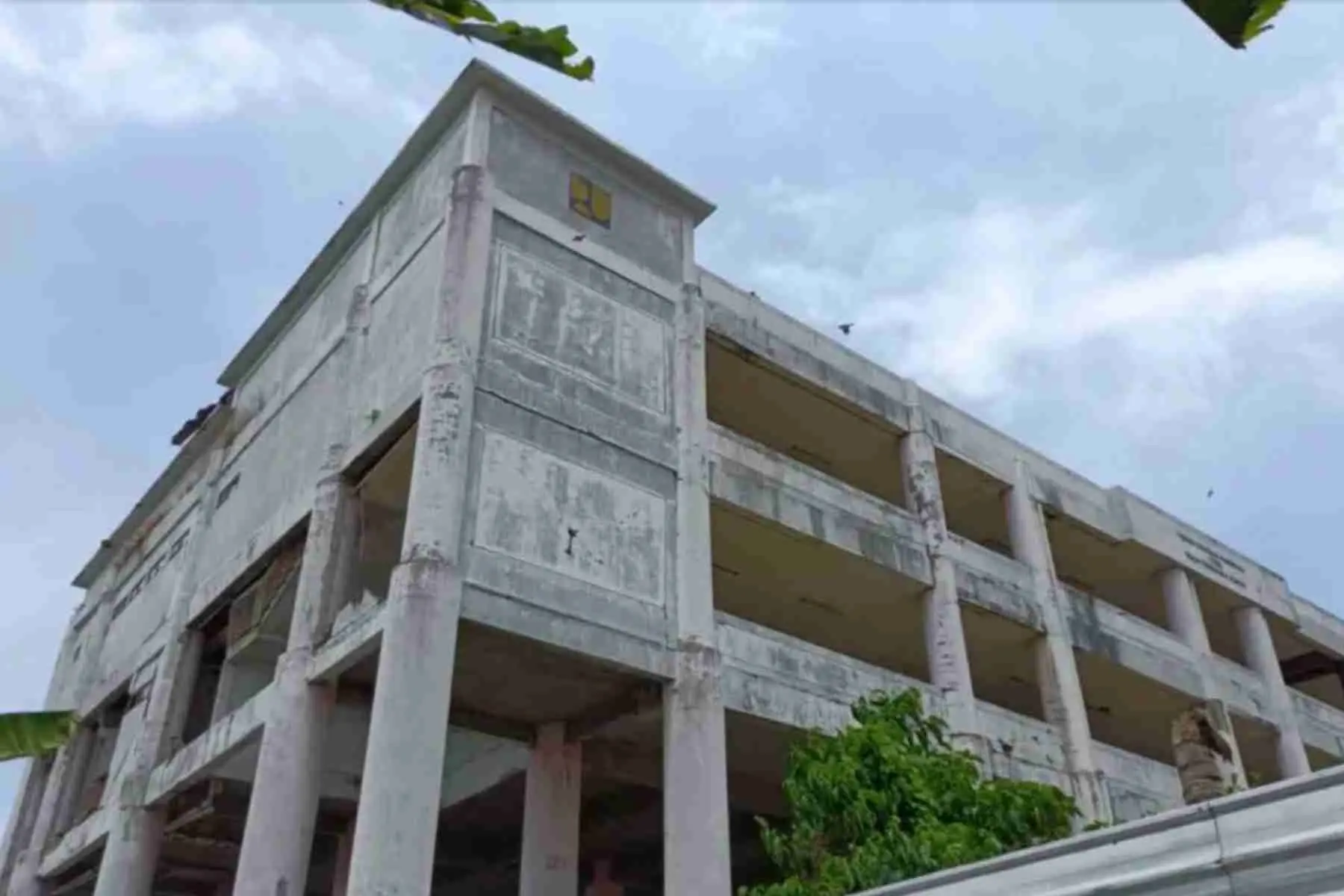 Gedung Shelter Tsunami