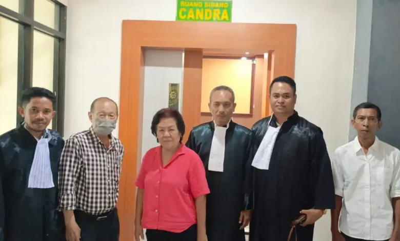 Pengacara