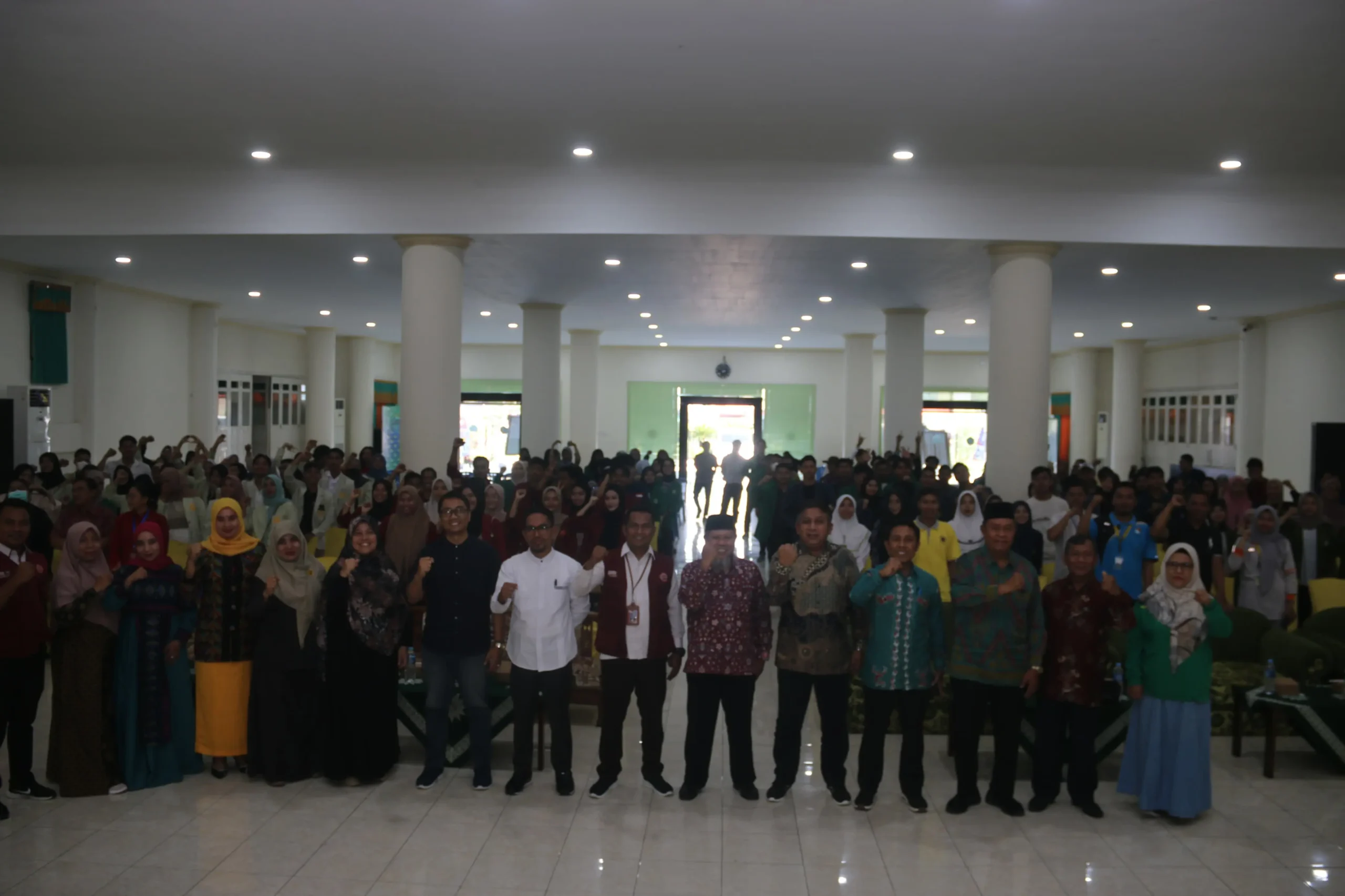 Rektor Ummat, Abdul Wahab membuka kegiatan Peksimida 2024 Provinsi NTB