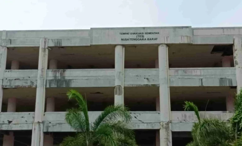 gedung shelter