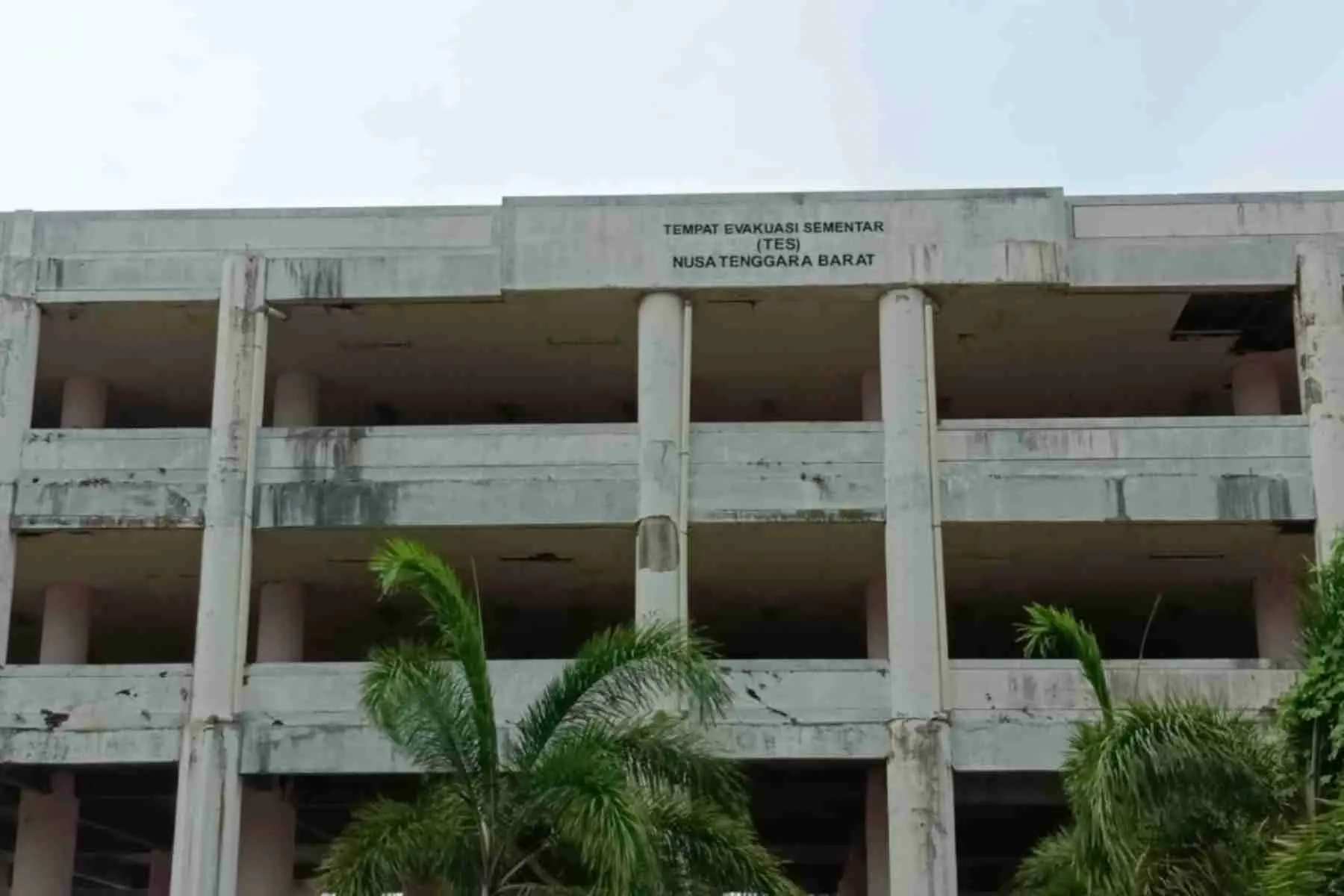 gedung shelter