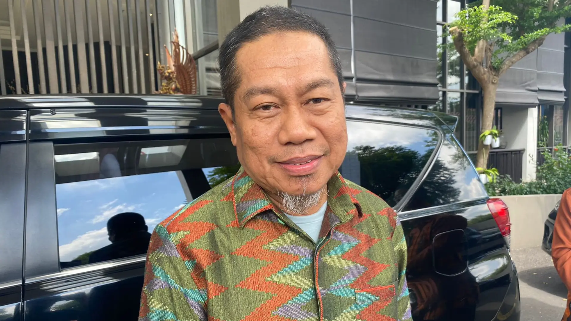 Peluang head to head Aji Rum di Pilwalkot Bima 2024
