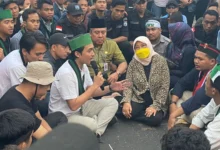 aksi mengawal putusan MK di Mataram