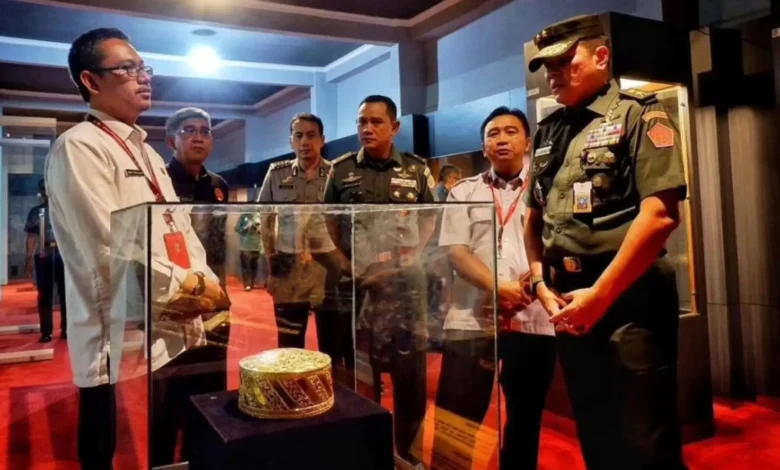 Kunjungan Lemahnnas RI ke Musuem NTB