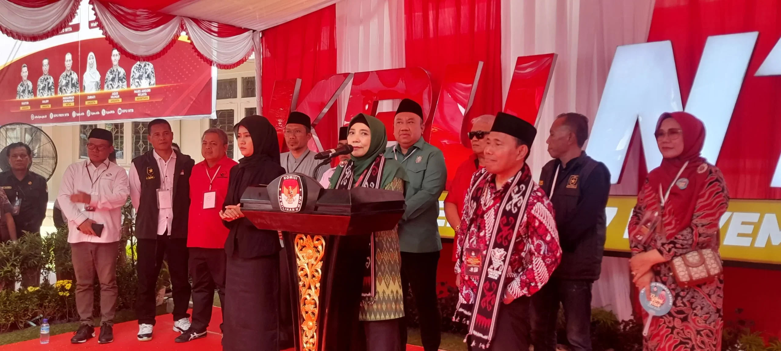 Pasangan Rohmi-Firin