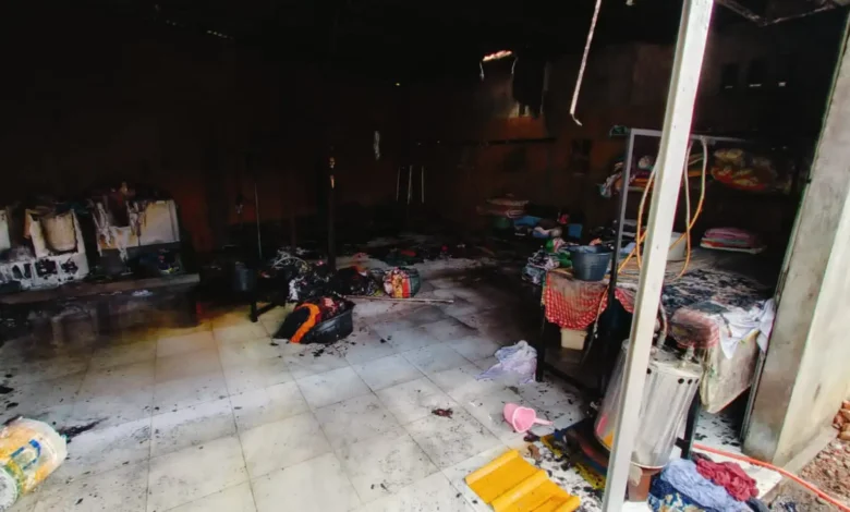 terbakar