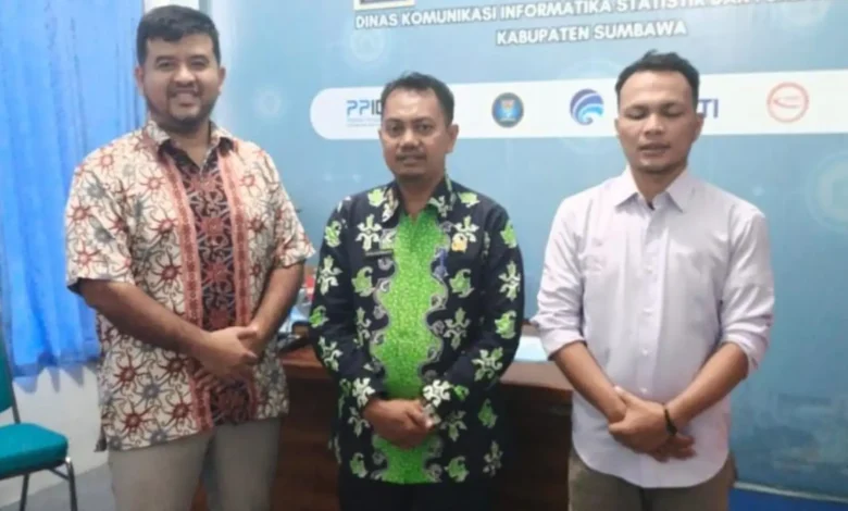 Pemasangan 55 Titik BAKTI Kominfo di Kabupaten Sumbawa