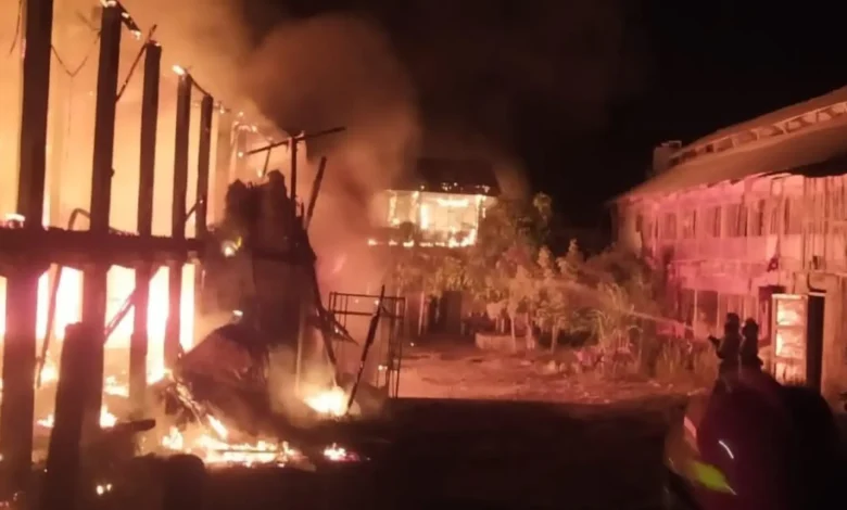 Kandang ayam broiler terbakar