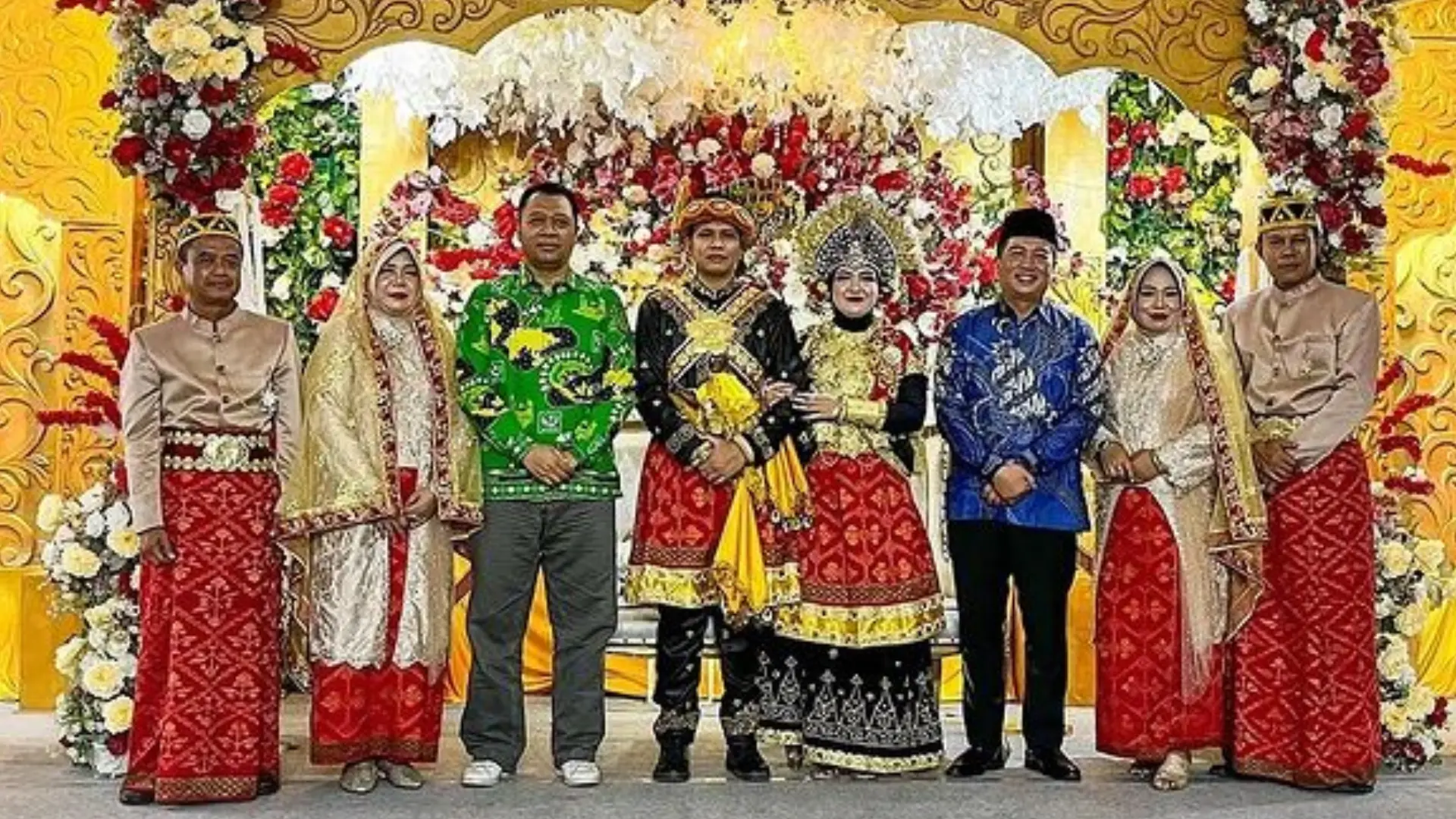 Kemesraan Bang Zul bersama Lalu Iqbal