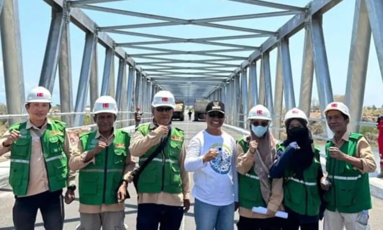 Pjs Bupati Sumbawa Kunjungi Jembatan Samota