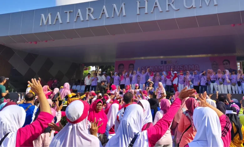 senam bersama bulan kesadaran kanker payudara