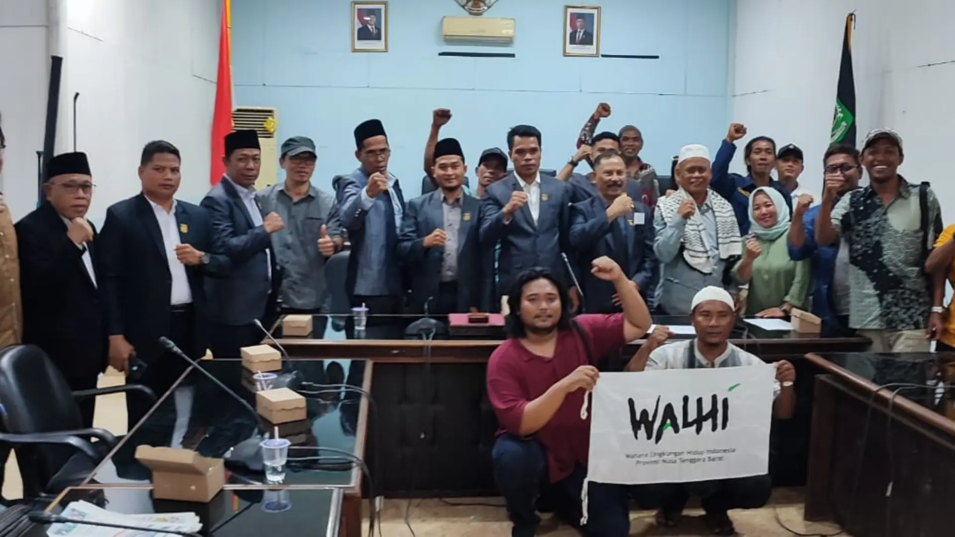 Audiensi warga Gili Meno bersama Walhi NTB