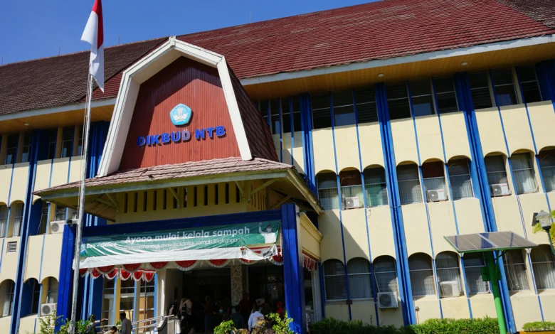 Gedung Dinas Dikbud NTB Dugaan Korupsi DAK Dinas Dikbud NTB 2025