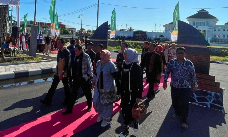 Fashion Street Daya Gunung 2024