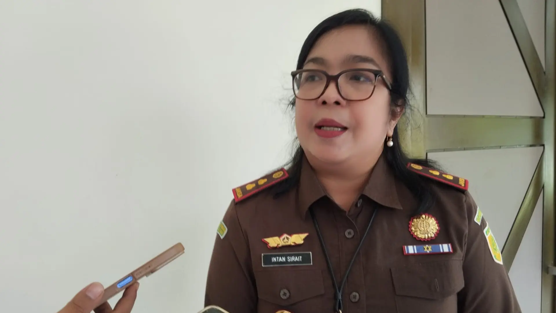 Kepala Kejari Lombok Tengah Dugaan Korupsi Pajak Penerangan Jalan PPJ Lombok Tengah Ekspose BPKP NTB