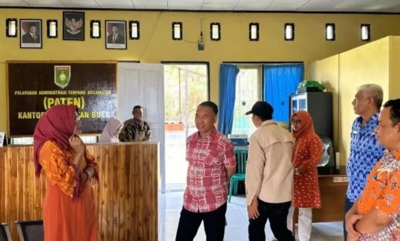 Kunjungan ke Kecamatan Buer