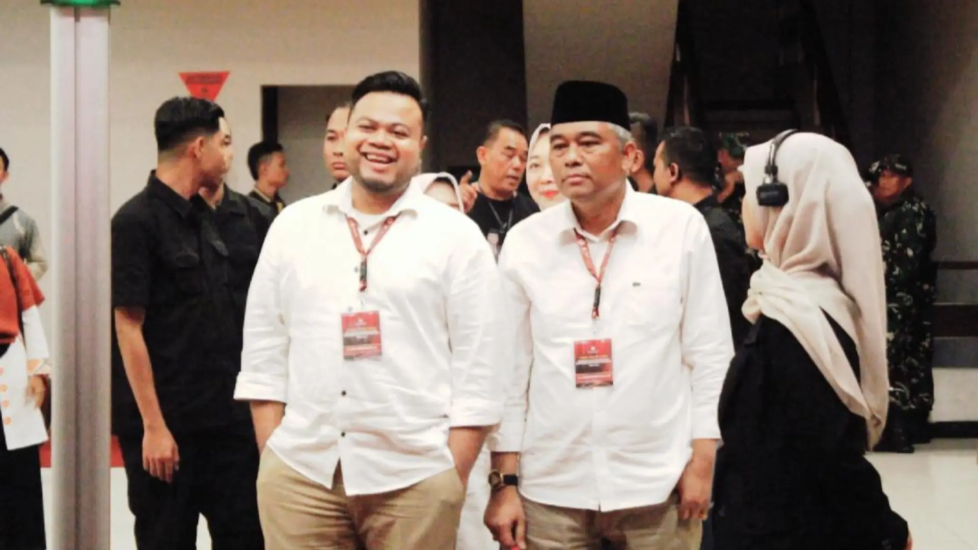 Pasangan Aqur