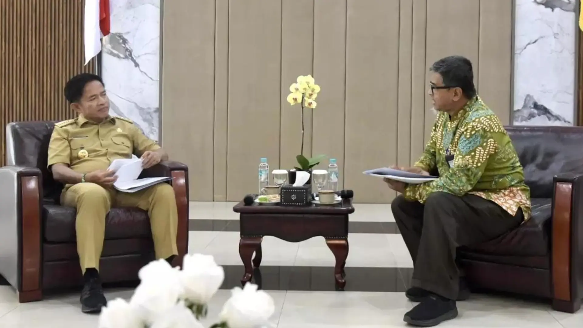 Pertemuan Bank NTB Syariah Pj Gubernur