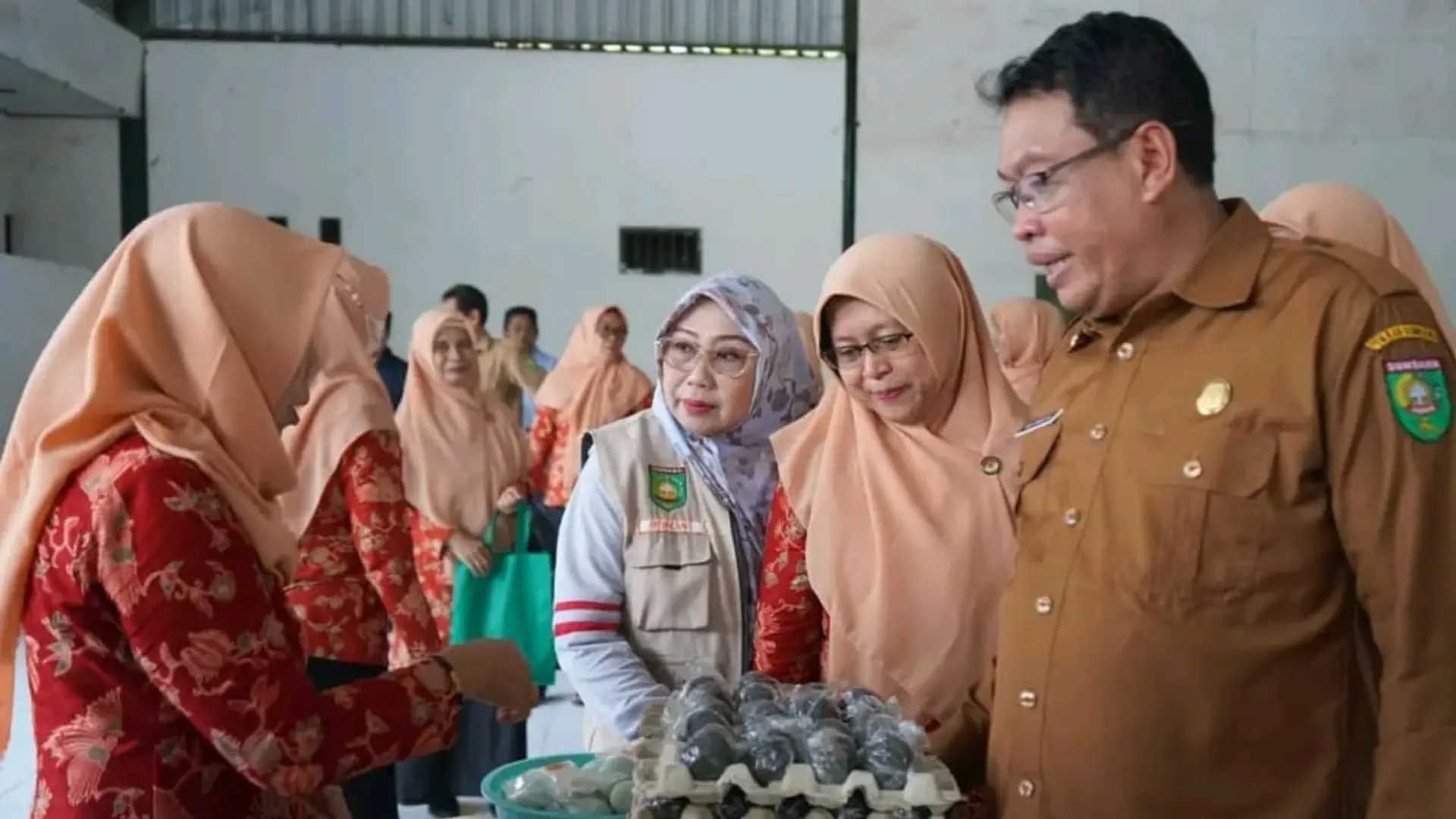 Sekda Sumbawa Buka Gerakan Pangan Murah