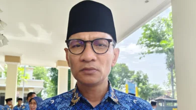 Wali Kota Mataram Mohan Roliskana