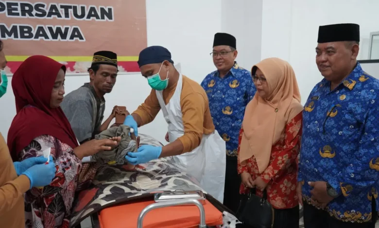 Kegitan Khitan Masal HUT Ke-25 DWP Kabupaten Sumbawa