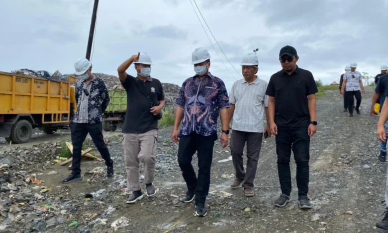 Gubernur Lalu Iqbal Kunjungi TPA Kebon Kongok Tandatangani 6 Paket Proyek Senilai Rp45 Miliar