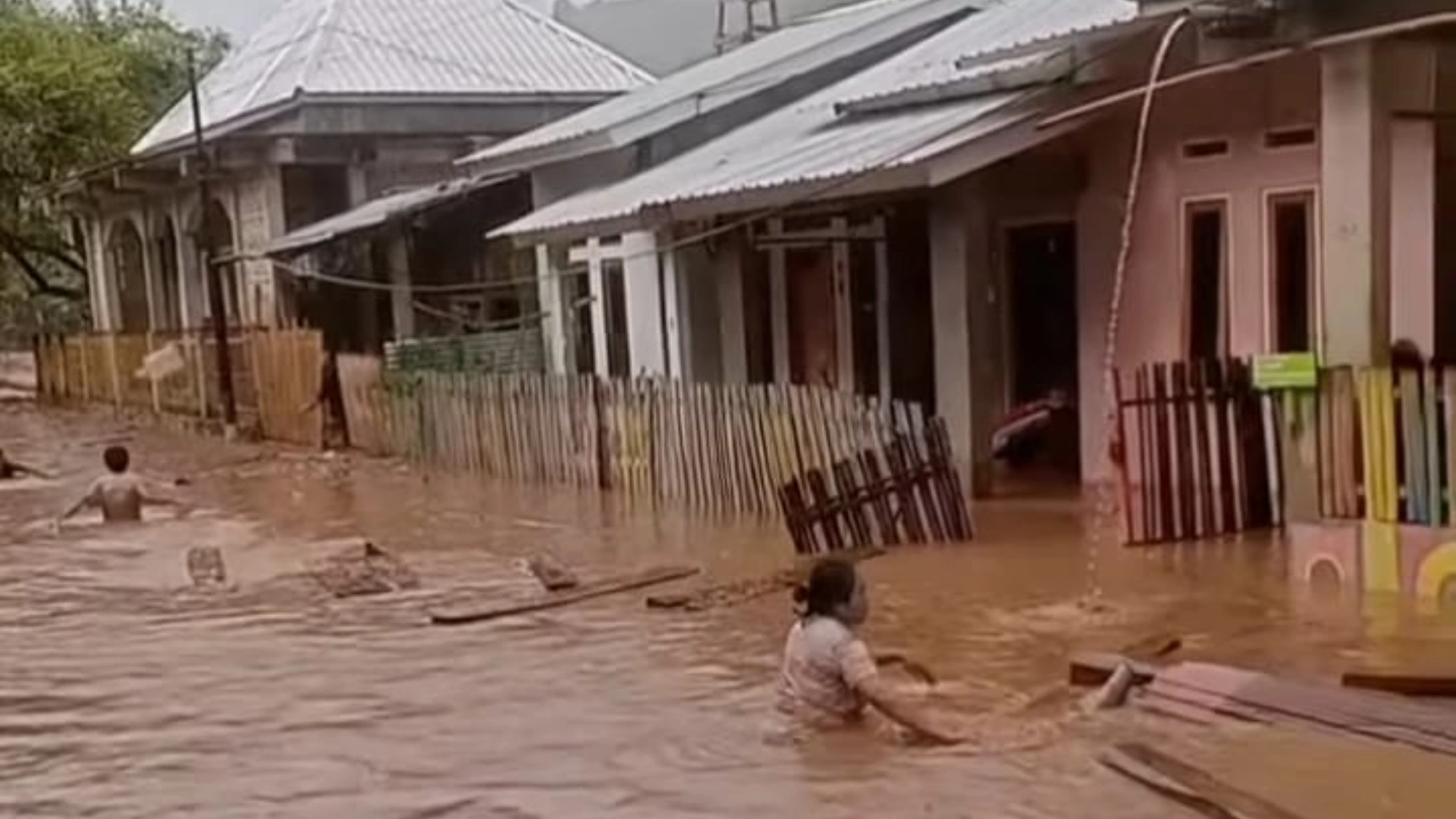 Kota Bima Dikepung Banjir Sore ini