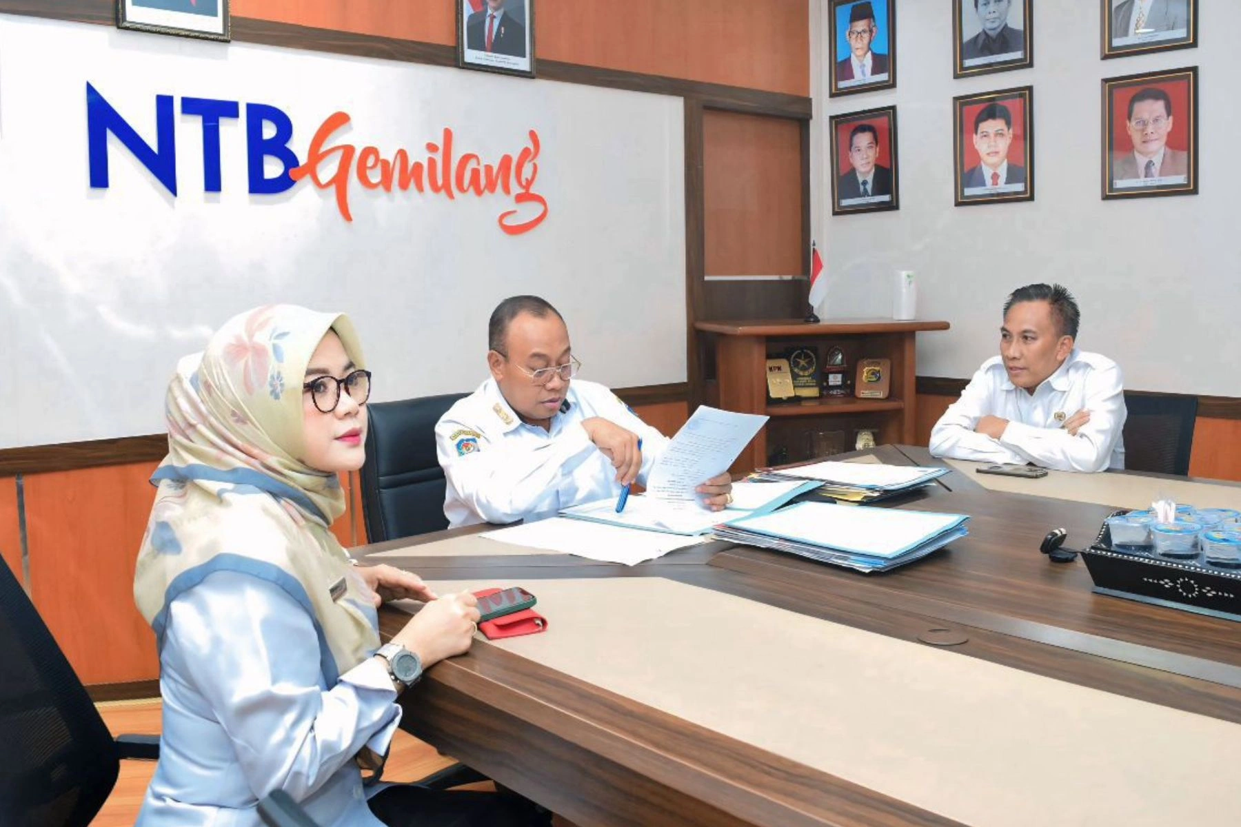 Pemprov NTB saat menghadiri via zoom