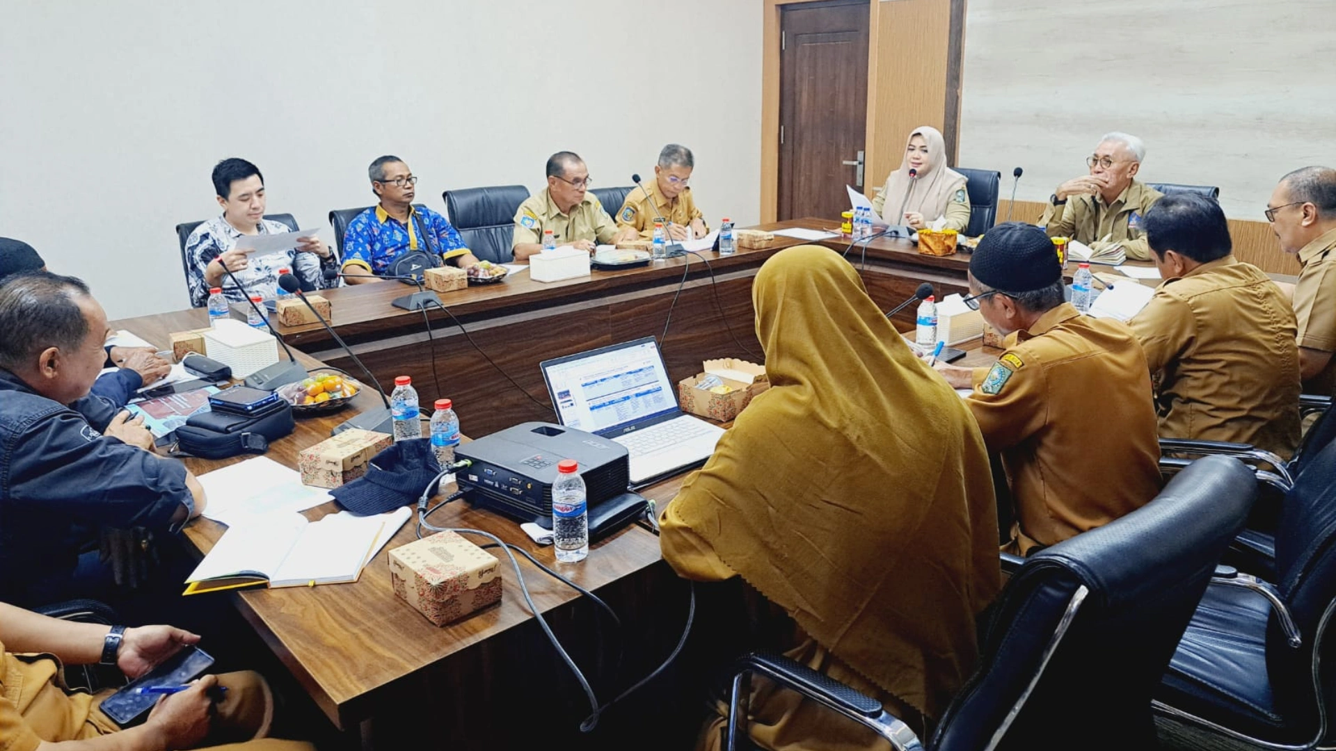 Bupati Bima Rapat Forkopimda Atensi Izin Tambak