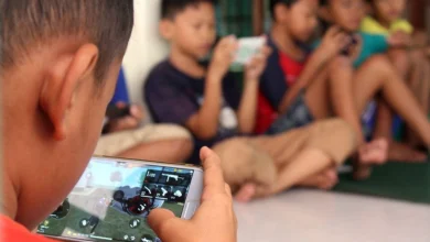 Rencana Aturan Pembatasan Usia Anak Main Medsos