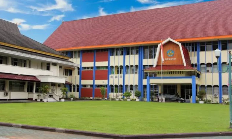Kantor Dinas Dikbud NTB