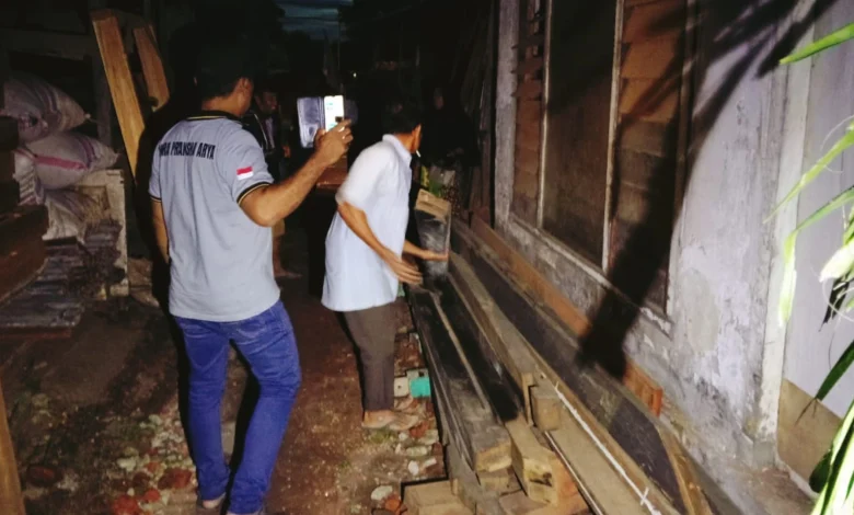 Komplotan Pencuri Kayu di Kota Mataram