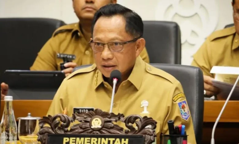 Menteri Dalam Negeri Tito Karnavian Jadwal Pelantikan Serentak Kepala Daerah Pilkada 2024