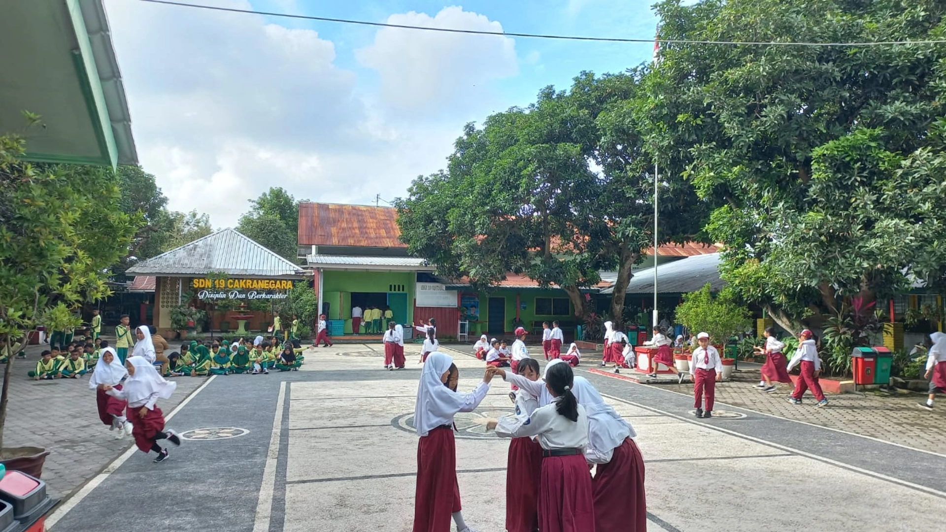 Uji Coba Program Makan Bergizi Gratis di Kota Mataram