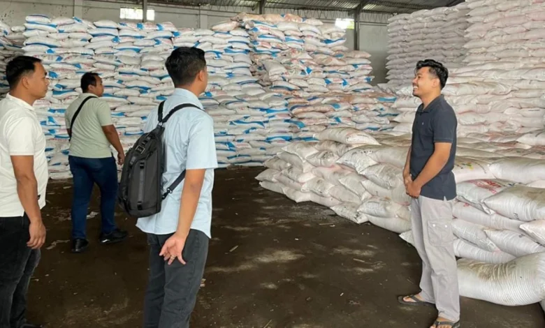 Sidak Gudang Pupuk di Lombok Timur
