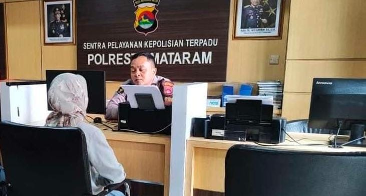 Jurnalis Inside Lombok, Yudina, melaporkan kekerasan yang dialaminya dari oknum developer saat meliput kondisi banjir di perumahan di Lombok Barat.