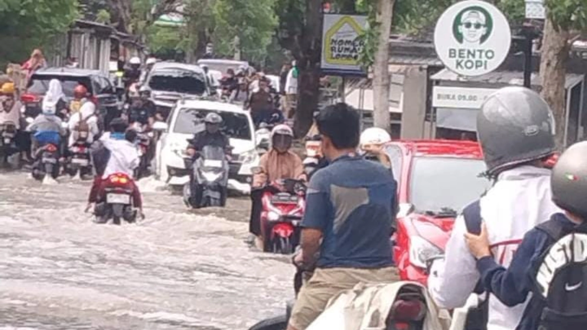 Hujan Intensitas Tinggi di Kota Mataram