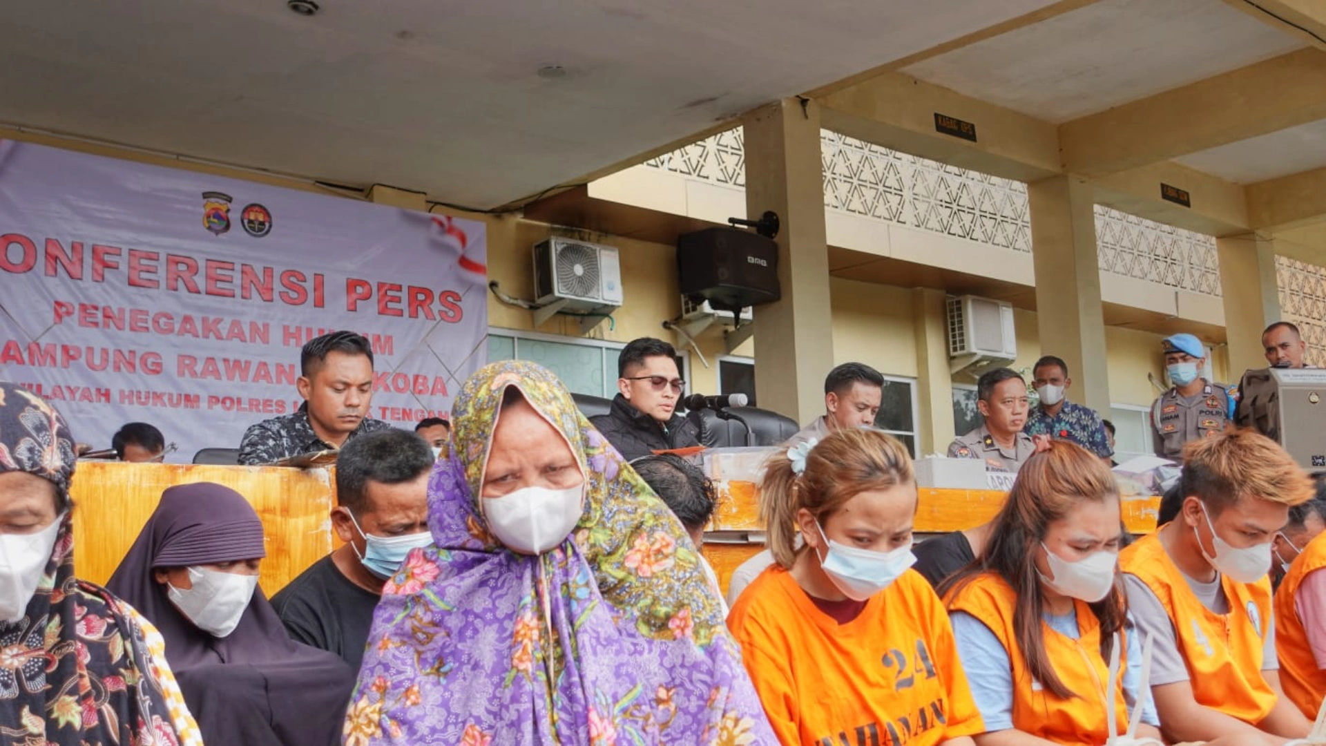 Emak-emak Kampung Narkoba Lombok Tengah