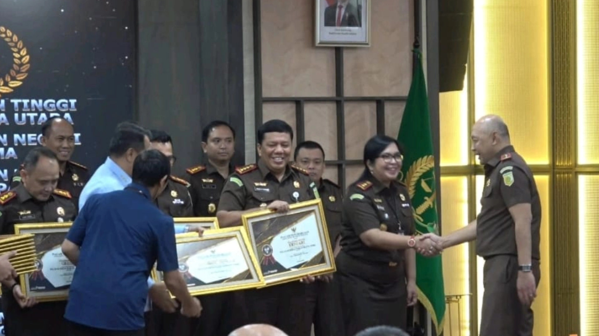Kejari Lombok Tengah Raih Predikat Wilayah Bebas Korupsi