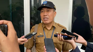 Kepala Dinas Pemuda dan Olahraga Provinsi NTB Tri Budiprayitno Bonus Atlet Peraih Medali PON Aceh-Sumut 2024