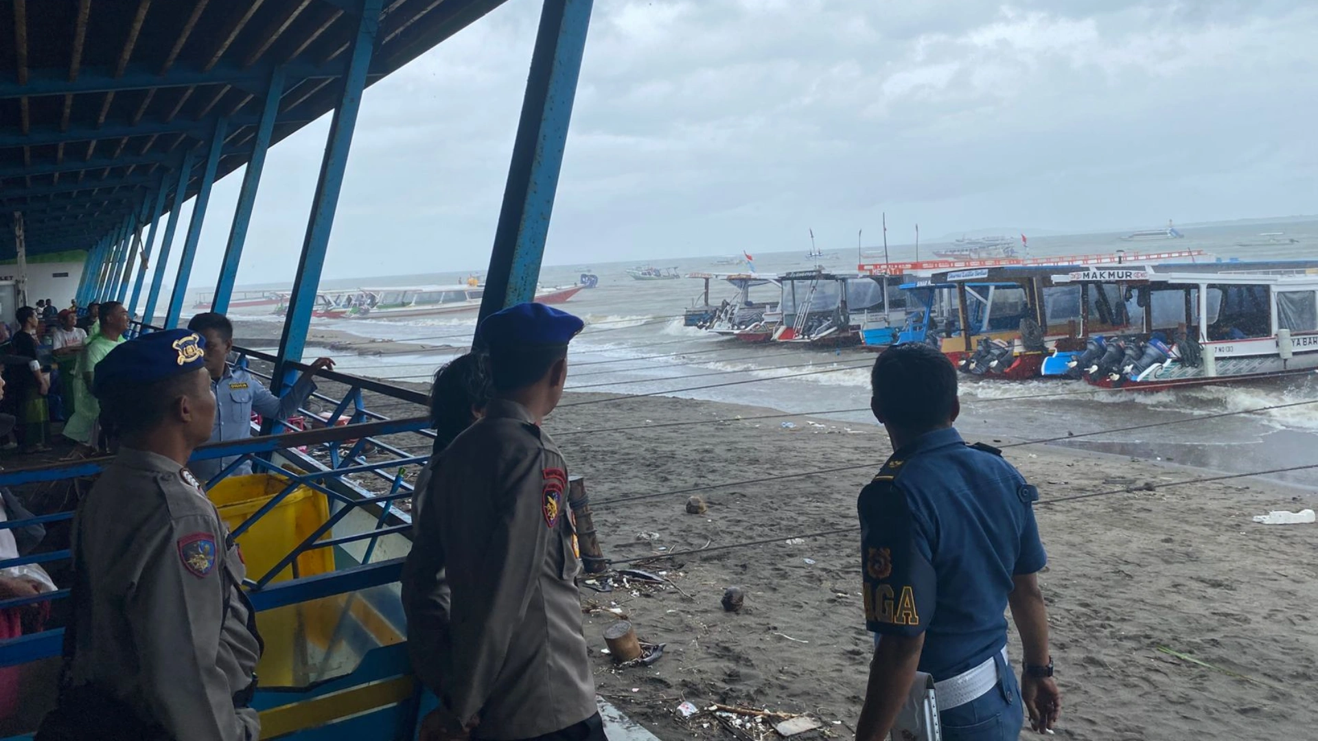 Polisi Pantau Kondisi Penyebrangan Tiga Gili Lombok Utara