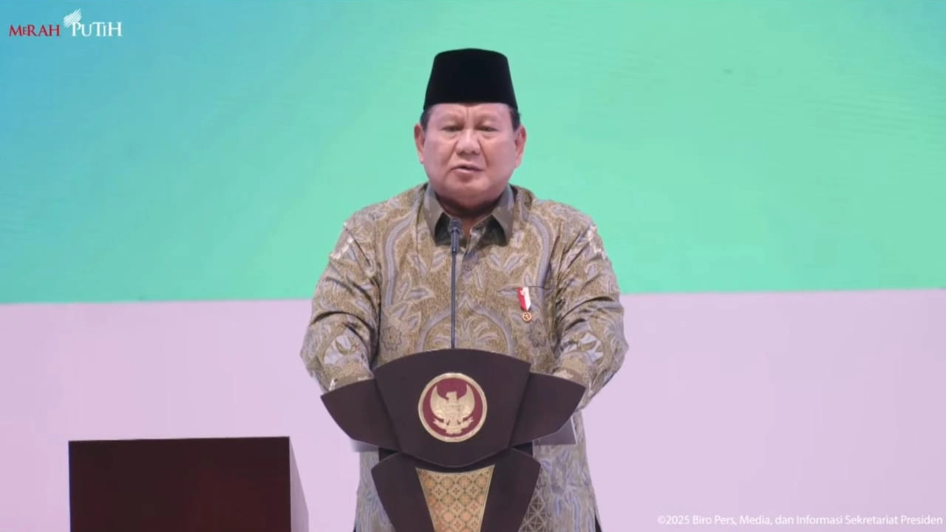 Presiden Prabowo Beri Sinyal Reshuffle Menteri