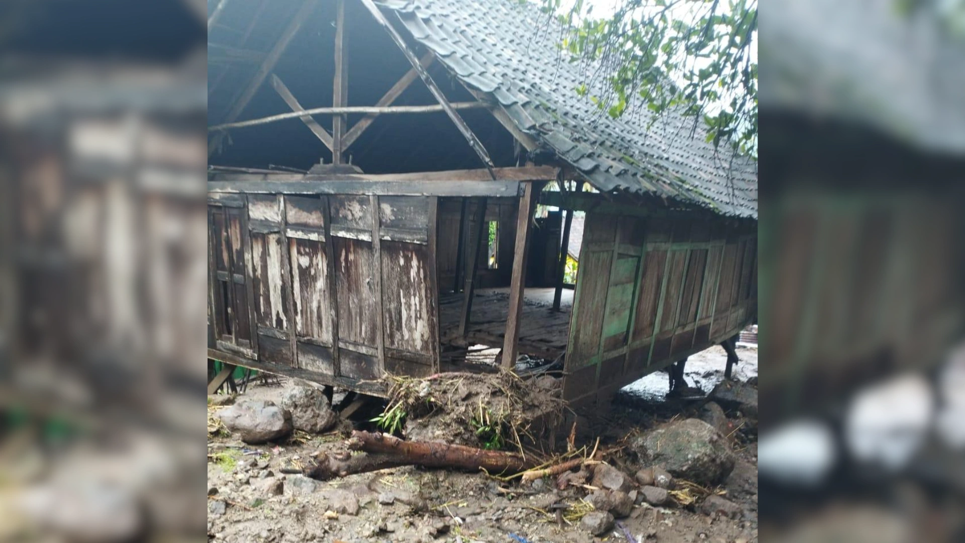 Korban Banjir dan Tanah Longsor di Wera Bima