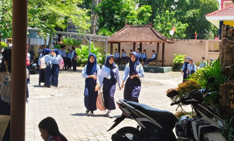 Kegiatan Pembelajaran Siswa di Kota Mataram Selama Ramadan