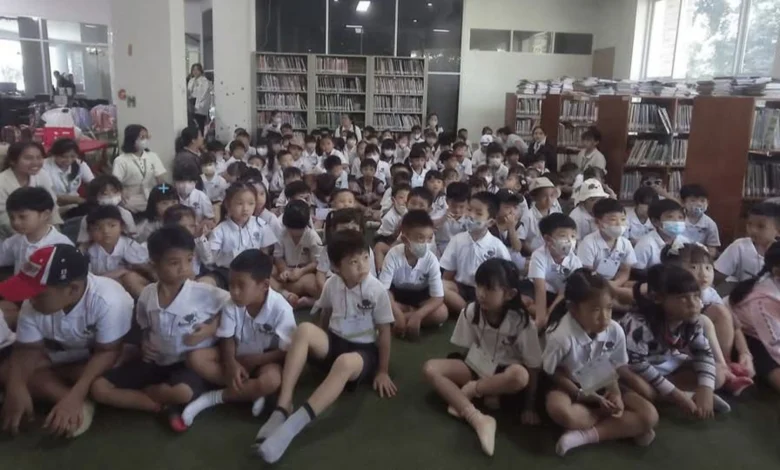 Suasana Pengunjung Perpustakaan Daerah NTB