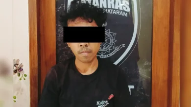 Terduga pelaku pencurian helm di Unram inisial F alias Dedek
